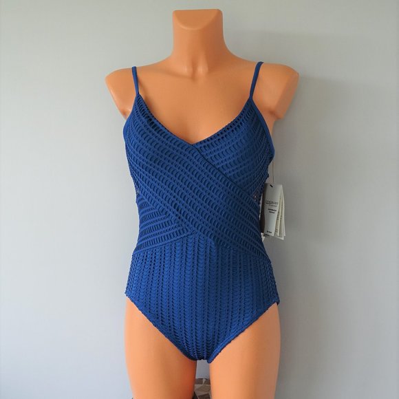 Coco Reef Other - Contours by Coco Reef Sterling V-Neck 1Pc Swimsuit